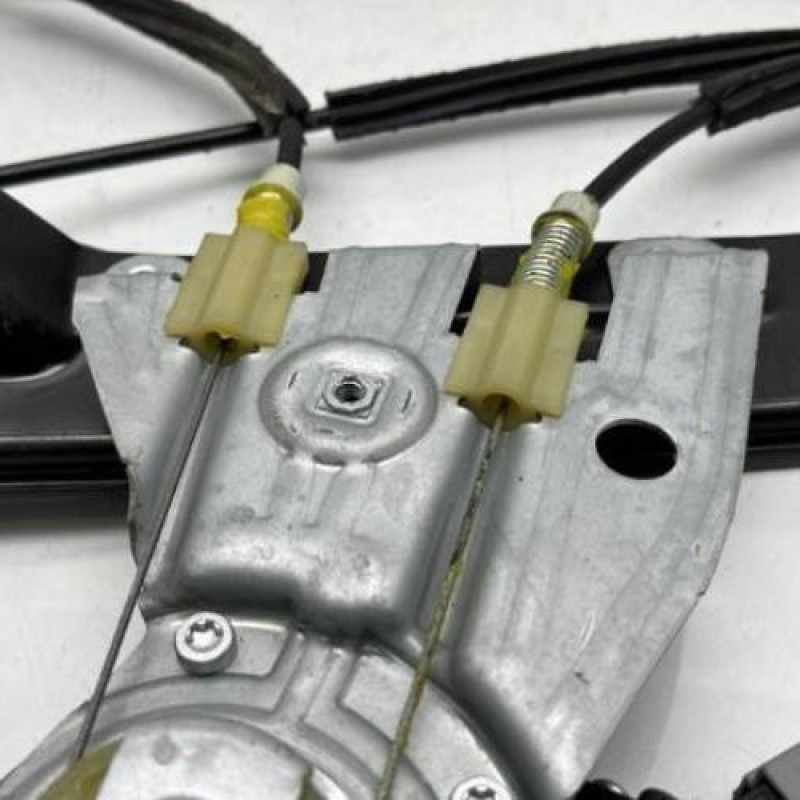 Leve vitre electrique avant droit OPEL MERIVA B Photo n°3