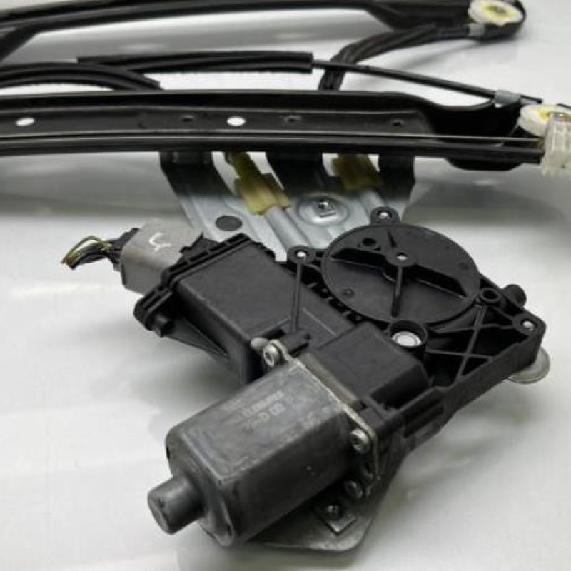 Leve vitre electrique avant droit OPEL MERIVA B Photo n°14