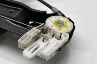 Leve vitre electrique avant droit OPEL MERIVA B