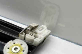 Leve vitre electrique avant droit OPEL MERIVA B