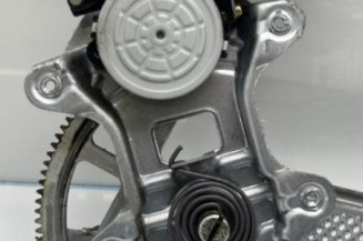 Leve vitre electrique avant droit TOYOTA YARIS 1