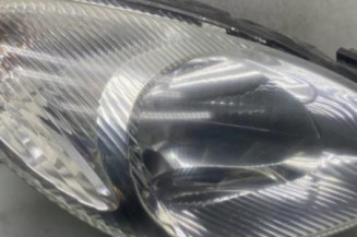 Optique avant principal droit (feux)(phare) CITROEN XSARA PICASSO Photo n°1