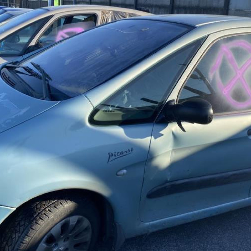 Optique avant principal droit (feux)(phare) CITROEN XSARA PICASSO Photo n°14