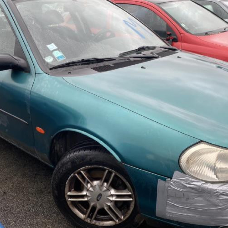 Feu arriere principal droit (feux) FORD MONDEO 1 Photo n°5