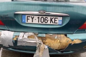 Feu arriere principal droit (feux) FORD MONDEO 1
