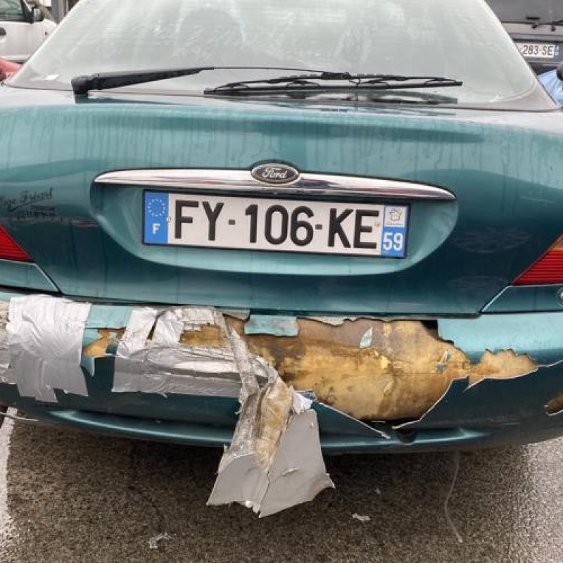 Feu arriere principal droit (feux) FORD MONDEO 1 Photo n°12