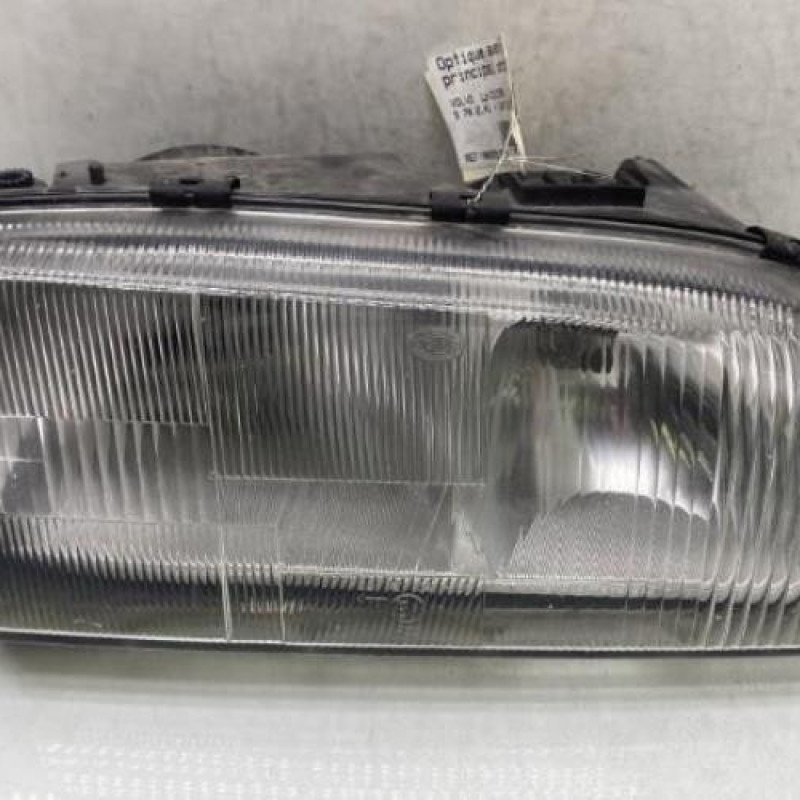 Optique avant principal droit (feux)(phare) VOLVO S 70 Photo n°1