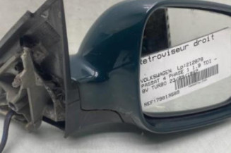 Retroviseur droit VOLKSWAGEN PASSAT 4