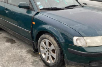 Retroviseur droit VOLKSWAGEN PASSAT 4