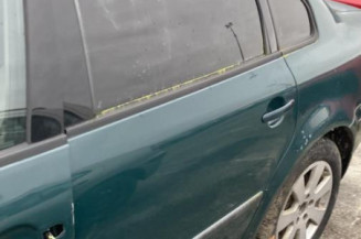 Retroviseur droit VOLKSWAGEN PASSAT 4