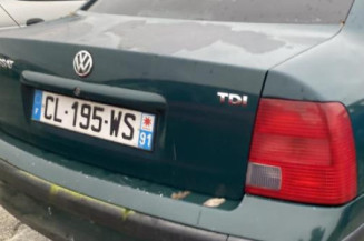 Retroviseur droit VOLKSWAGEN PASSAT 4