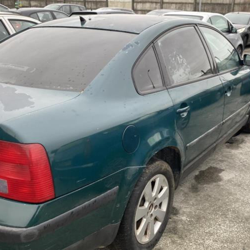 Retroviseur droit VOLKSWAGEN PASSAT 4 Photo n°17