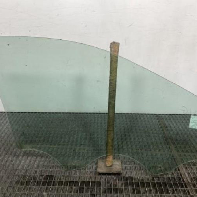Vitre avant gauche SEAT ARONA Photo n°7