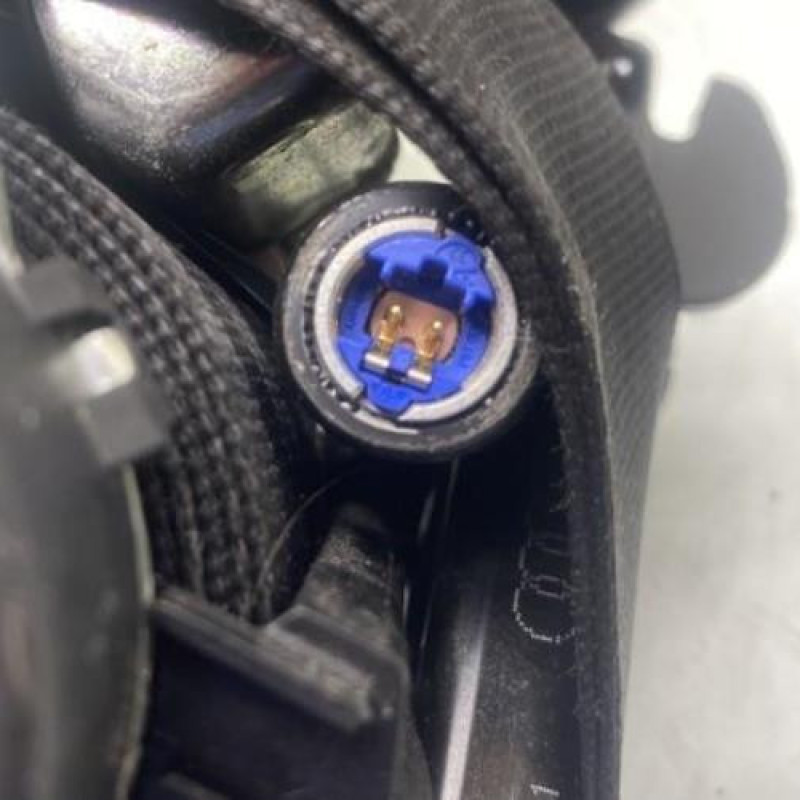 Pretensionneur de ceinture avant gauche AUDI A3 2 Photo n°4