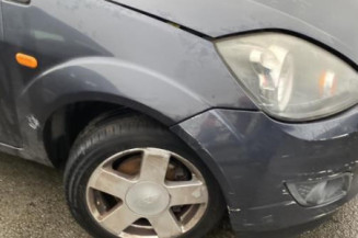 Serrure avant gauche FORD FIESTA 5