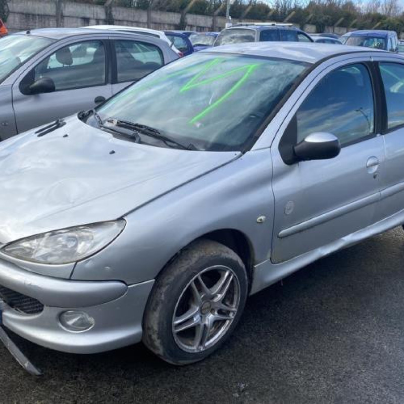 Boitier servitude moteur (BSM) PEUGEOT 206 Photo n°8