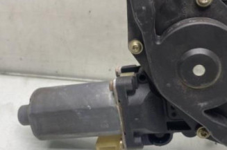 Leve vitre electrique avant droit FORD KA 1