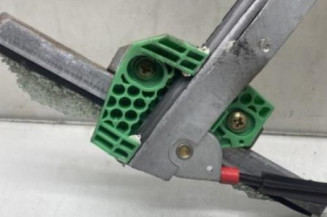Leve vitre electrique avant droit FORD KA 1