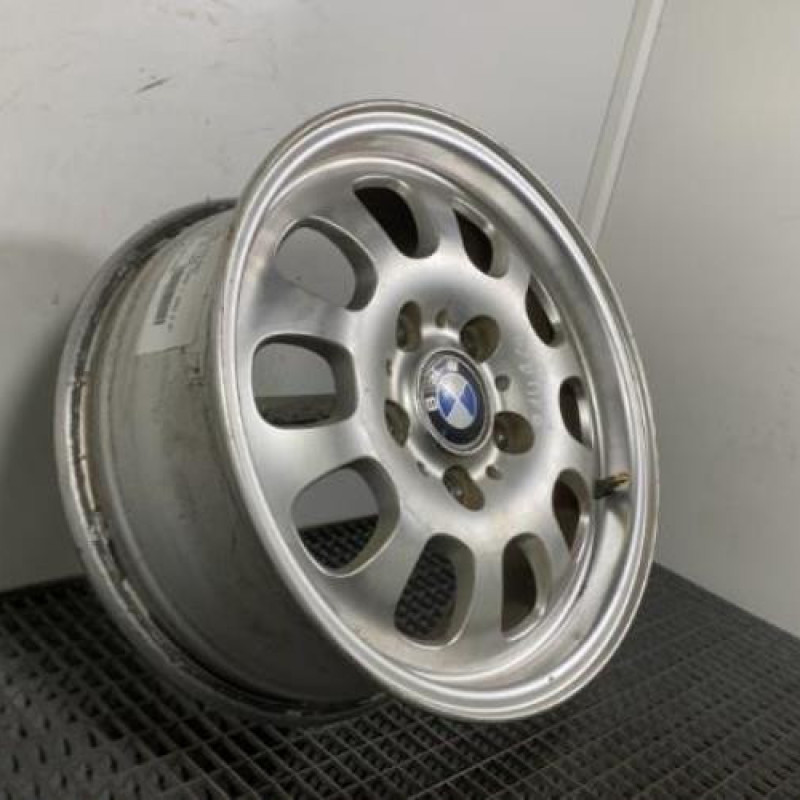 Jante BMW SERIE 3 E46 Photo n°3