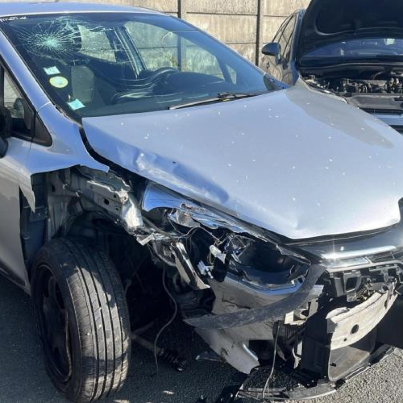 Feu arriere principal droit (feux) RENAULT CLIO 4 Photo n°18