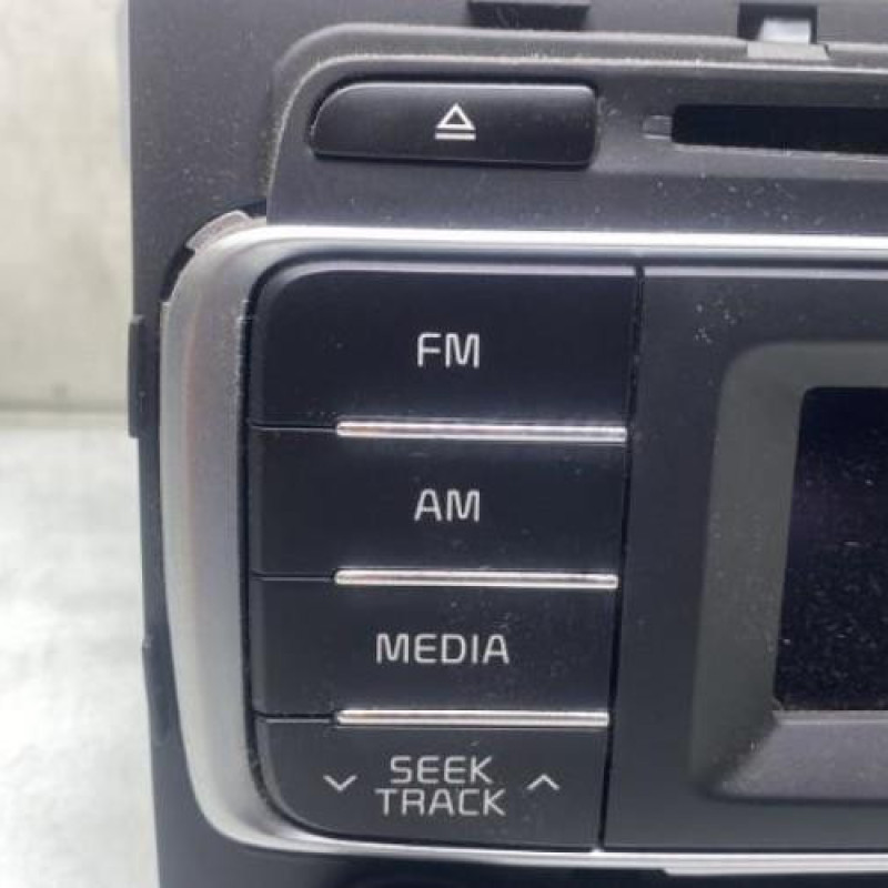 Autoradio d'origine KIA RIO 3 Photo n°4