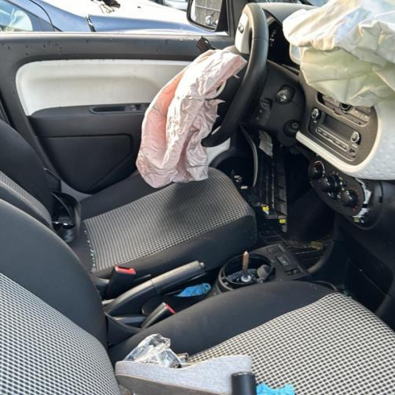 Alternateur RENAULT TWINGO 3 Photo n°17