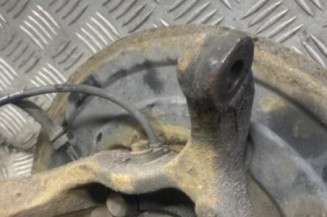 Pivot de moyeu avant droit NISSAN QASHQAI 1
