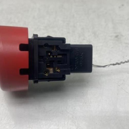 Bouton de warning NISSAN CUBE