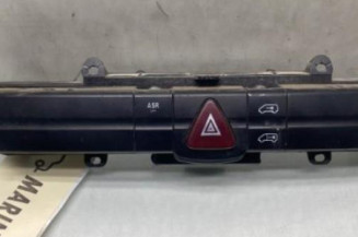 Bouton de warning MERCEDES SPRINTER 2 Photo n°1