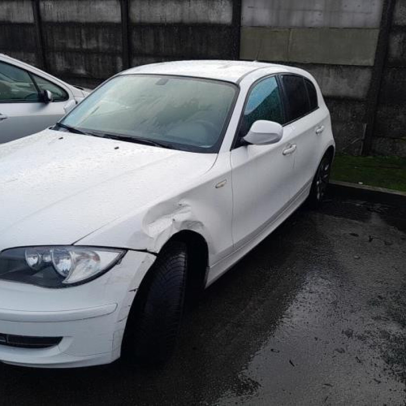 Compresseur clim BMW SERIE 1 E87 Photo n°9