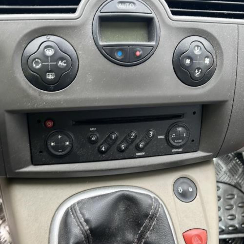 Interrupteur de leve vitre avant droit RENAULT SCENIC 2 Photo n°12