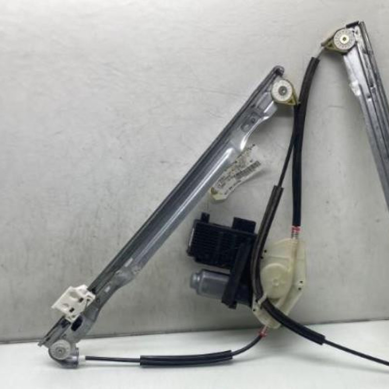 Leve vitre electrique avant gauche CITROEN C4 PICASSO 1 Photo n°1