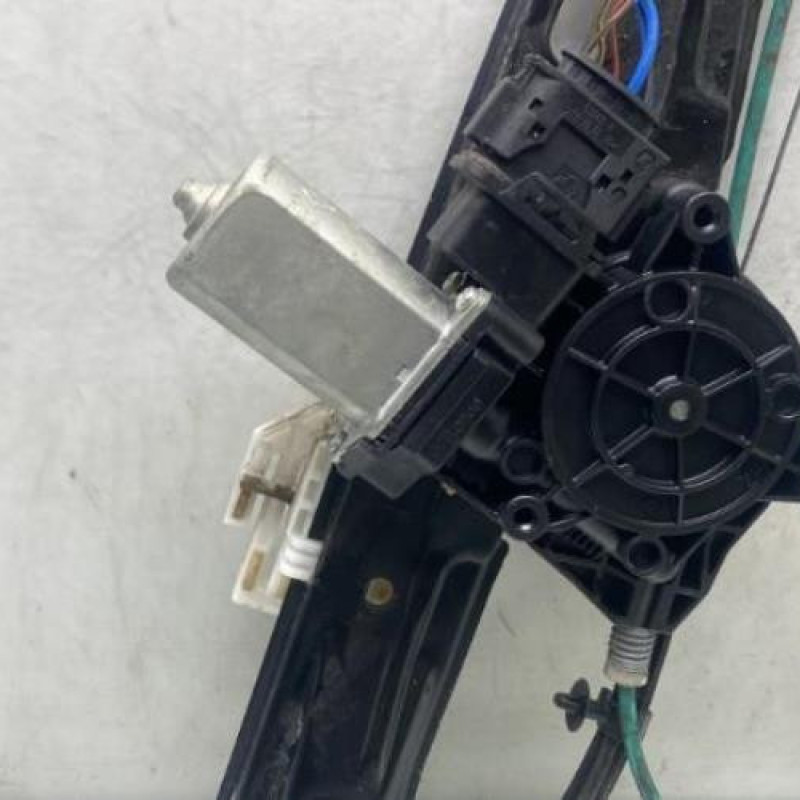 Leve vitre electrique avant gauche BMW SERIE 1 F20 Photo n°5