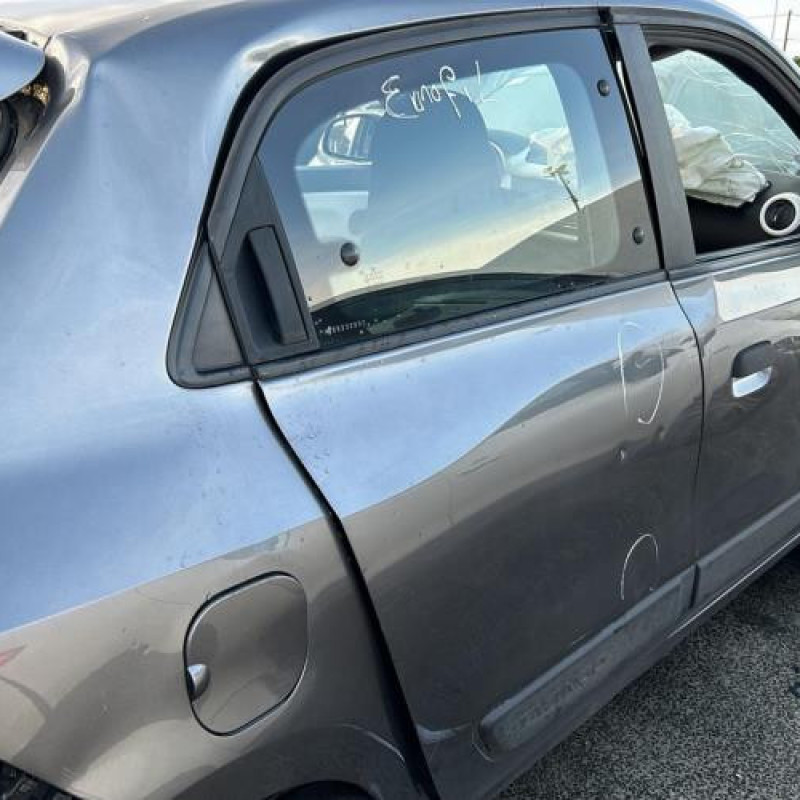 Verin de coffre RENAULT TWINGO 3 Photo n°12