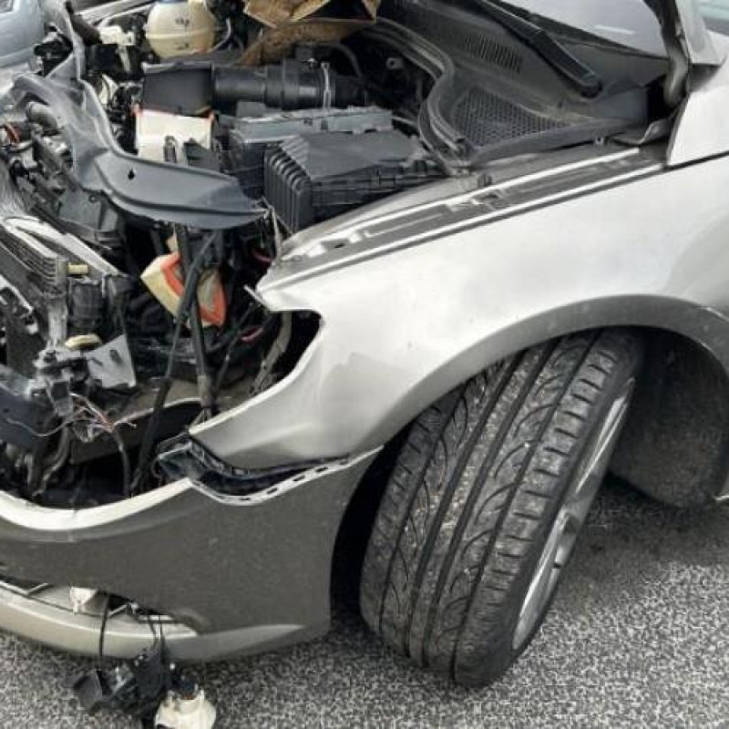 Amortisseur avant droit VOLKSWAGEN PASSAT 5 Photo n°15