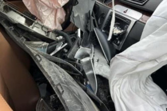 Etrier avant droit (freinage) VOLKSWAGEN PASSAT 5