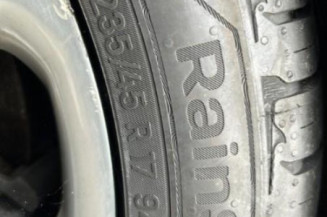 Etrier avant droit (freinage) VOLKSWAGEN PASSAT 5
