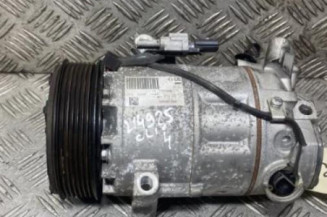 Compresseur clim RENAULT CLIO 4 Photo n°1