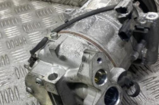 Compresseur clim RENAULT CLIO 4