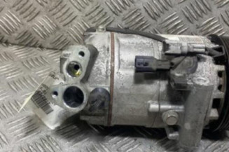 Compresseur clim RENAULT CLIO 4