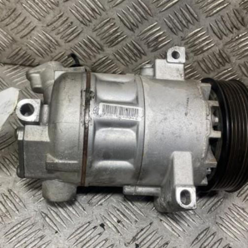 Compresseur clim RENAULT CLIO 4 Photo n°6