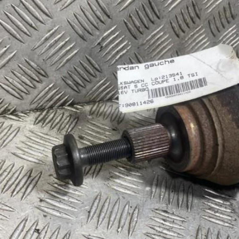 Cardan gauche (transmission) VOLKSWAGEN PASSAT 5 Photo n°6