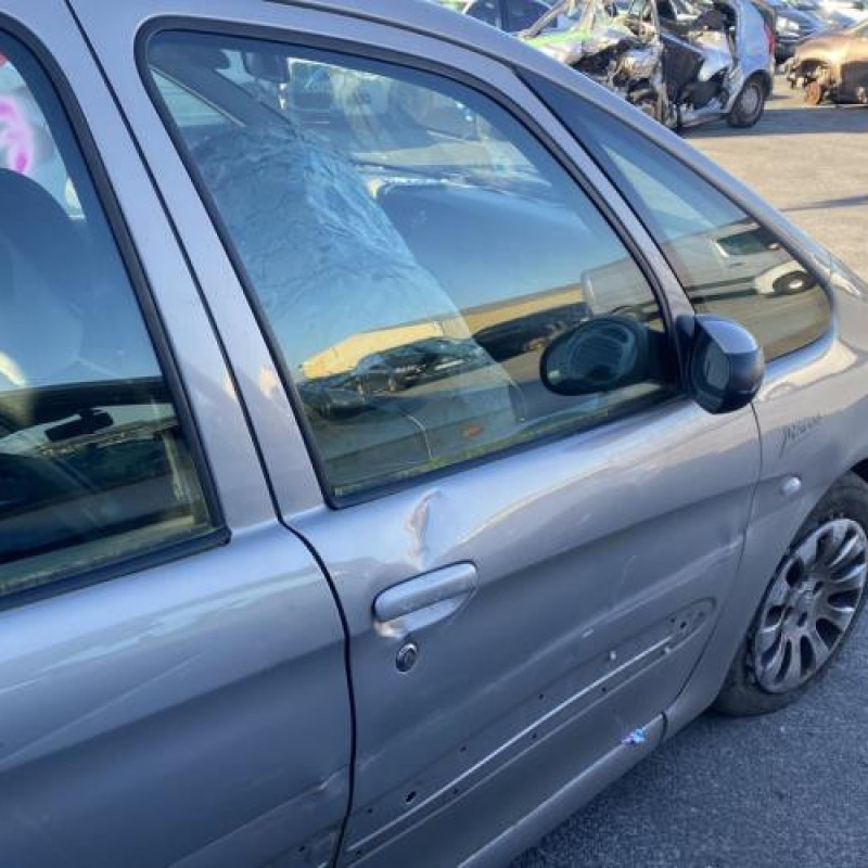 Optique avant principal droit (feux)(phare) CITROEN XSARA PICASSO Photo n°19