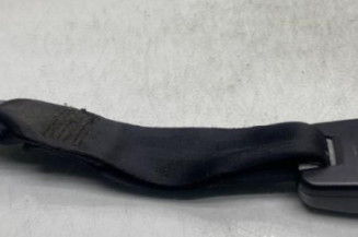 Attache ceinture arriere droit PEUGEOT 306 Photo n°1