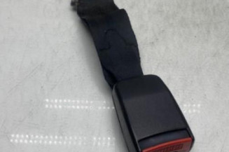 Attache ceinture arriere droit PEUGEOT 306
