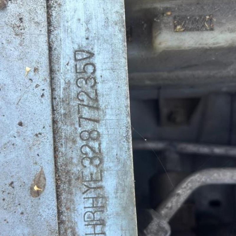 Attache ceinture arriere droit PEUGEOT 306 Photo n°13