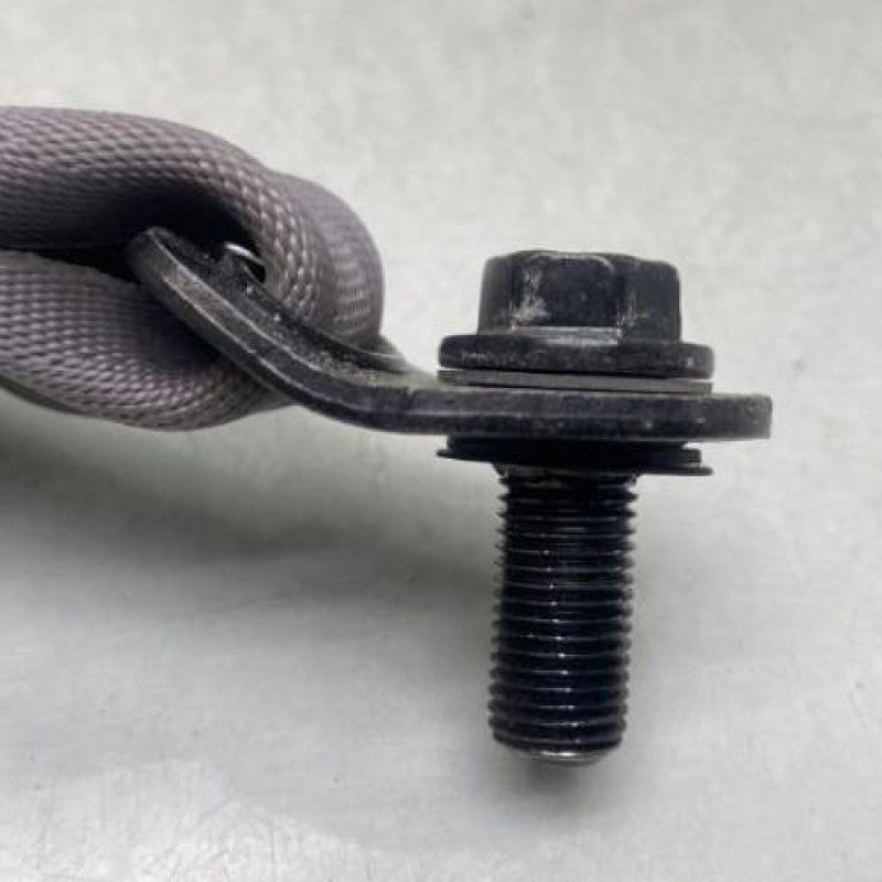 Attache ceinture arriere gauche NISSAN CUBE Photo n°5