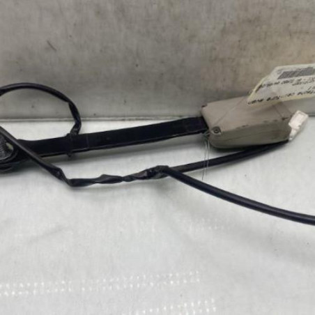 Attache ceinture avant droit NISSAN CUBE