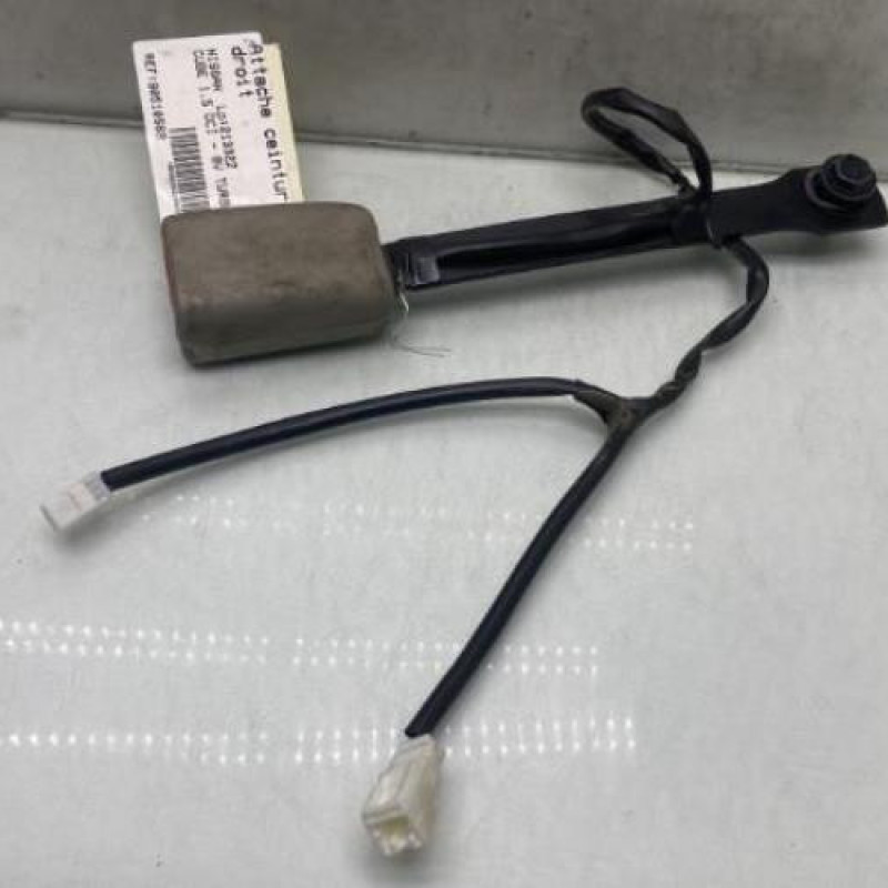 Attache ceinture avant droit NISSAN CUBE Photo n°5