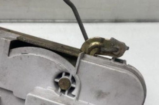 Serrure avant droit PEUGEOT 307